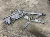 OPEL VECTRA B SAĞ ÖN CAM KRİKOSU ÇIKMA 90520226 CANCAN OPEL