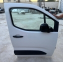 2020-2024 OPEL COMBO PEJO RİFTER SAĞ ÖN KAPI ORJ ÇIKMA