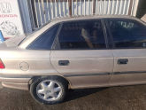 ÖZMEN OPEL ASTRA F ÇIKMA SAĞ ARKA KAPI