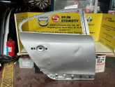 RENAULT FLUENCE SAĞ ARKA KAPI GRİ - 821009100R