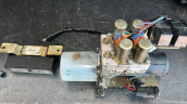Renault Megane 1 için 7700848429 Kodlu Sandık Tente Motoru