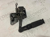 4B0823480F KAPUT KİLİT ÜST