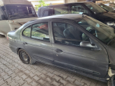 Renault MEGAN I SAĞ ÖN KAPI