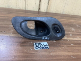 FORD FOCUS 1 SAĞ ÖN KAPI İÇ AÇMA KOLU ÇERÇEVESİ 98-05 MODEL