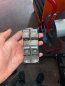 Audi a3 nikelajlı cam düğmesi 8v959851l