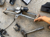 2001 VW BORA ÖN CAM SİLGİ MOTORU ORJ ÇIKMA