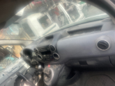 Peugeot partneri tepe ön göğüslük