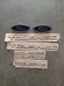 FORD TOURNEO COURİER ORJİNAL BAGAJ YAZISI VE ARMA