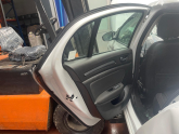 MEGANE 4 SOL ARKA KAPI DOLU ADBLUE 1.5 DCİ OTOMATİK