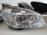 MERCEDES W204 ESKİ TİP ADAPTİF SAĞ FAR CAM KASA 2048203061