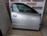 AUDİ A4 SAĞ ÖN KAPI