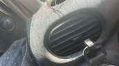 Hyundai Accent yumurta torpido sol hava ızgarası