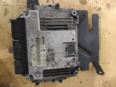 Oto Çıkma Parça / Elektrik / Motor Beyni / Renault / Trafic / Çıkma Parça 