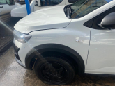 Oto Çıkma Parça / Dacia / Sandero / Elektrik / Far / Çıkma Parça 