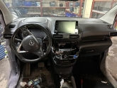 2023 OPEL COMBO ORJİNAL ÇIKMA KOMPLE GÖĞÜS