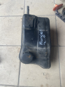Ford mondeo yedek su bidonu