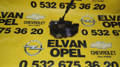 Opel Astra J Çıkma Sağ Arka Kapı Kilidi