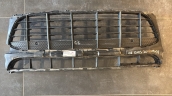 PORSCHE MACAN ÖN TAMPON ORTA IZGARA 95B807683 Ç