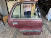 MİTSUBİSHİ LANCER SAĞ ARKA KAPI DOLU 1990 MODEL ORJİNAL ÇIKMA
