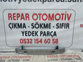 Audi A4 ön tampon demiri 8w0807113  orjinal çıkma