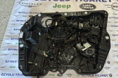 BMW G01 X3 Sağ Ön Kapı Cam Kirkosu 7393458