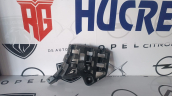 PEUGEOT 2008 SOL ARKA İÇ BRAKET 9825854180 1668511480