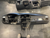 BMW E60 GÖĞÜS TORPİDO SİYAH BARDAKLIKLI 51459123689 Ç