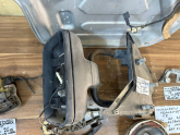 Oto Çıkma Parça / Mekanik / Kapı Menteşesi / Volkswagen / Transporter / Çıkma Parça 
