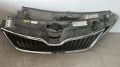 SKODA RAPİD 13-17 nikelajlı  Ön panjurr