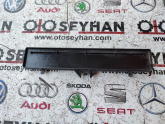 T1015742R golf 7 polen filtresi kapağı