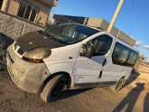 Renault trafik sol ön kapı