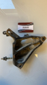 toyota corolla yaris 1.33 sağ motor kulağı bağlantı braketi
