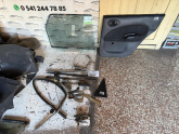 FORD ESCORT SAĞ ARKA KAPI CAM KRİKOSU STATİONWAGON ORJİNAL ÇIKMA