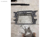 Audi q2 ön panel