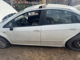 Oto Çıkma Parça / Kaporta & Karoser / Kapı / Fiat / Linea / Çıkma Parça 