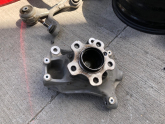 BMW 3 SERİ G20 SOL ÖN TAŞIYICI 6878609-02