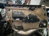 Oto Çıkma Parça / Mekanik / Kapı Döşemesi / BMW / 3 Serisi / Çıkma Parça 