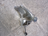 4M0199307AD 16-19 A4 ORJ. ÇIKMA MOTOR TAKOZU BRAKETİ SOL