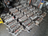 TOYOTA 1994 MODEL COROLLA 1.6 KARBIRATÖRLÜ SİLİNDİR KAPAĞI