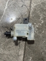 A322902 MERCEDES E SERİSİ W211 W219 YAKIT DEPO KİLİT MOTORU