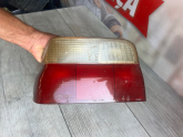 FORD ESCORT SEDAN ARKA SOL STOP LAMBASI ÇIKMA