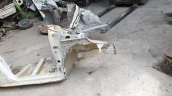 toyota yaris 2010-15 sağ ön podya