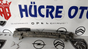 OPEL CROSSLAND ÖN TAMPON KÖPÜĞÜ ÜST 13477101