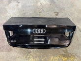 AUDI A5 8T KASA SİYAH BAGAJ KAPAĞI ORJINAL SÖKME
