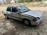 Ford escort Bagaj iç plastiği