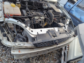 Ford focus 1 ön panel