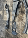 AUDI A4 ÖN CAM IZGARASI