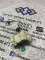 Oto Çıkma Parça / Mekanik / Kapı Kilidi / Audi / A4 / Çıkma Parça 