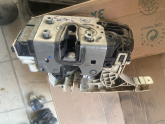 Oto Çıkma Parça / Mekanik / Kapı Kilidi / Mercedes / Sprinter / Çıkma Parça 