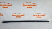 Renault Master 2010 2020 Sol Ön Cam Kenar Çıtası 8200685578